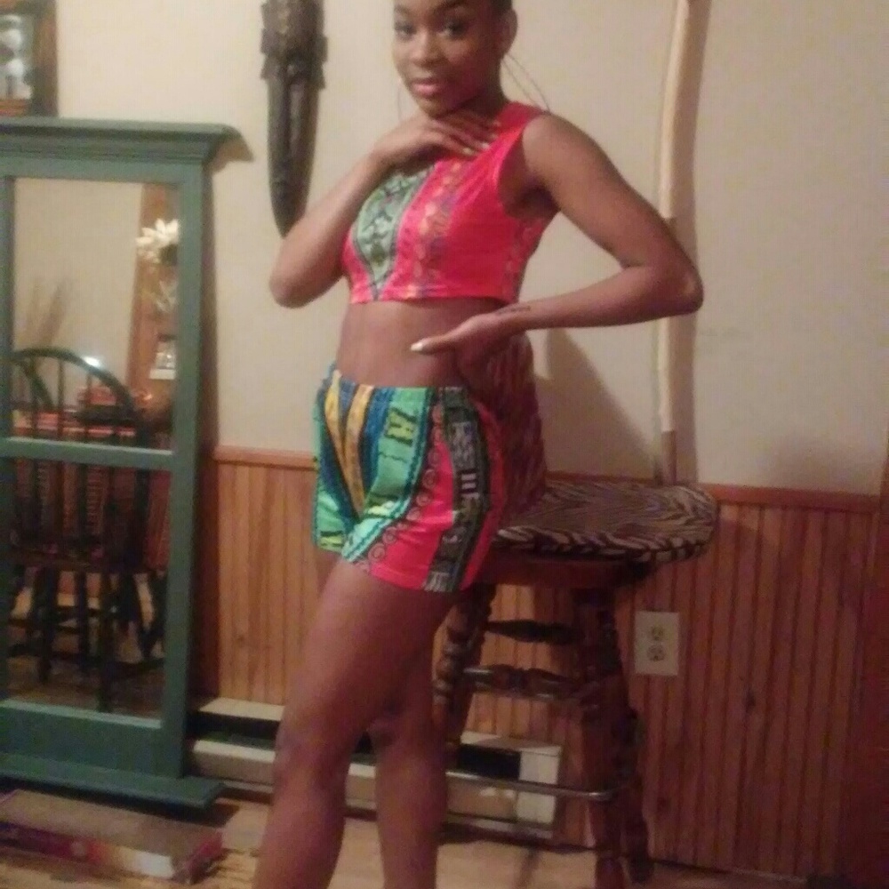 Dashiki Short Set....runs small